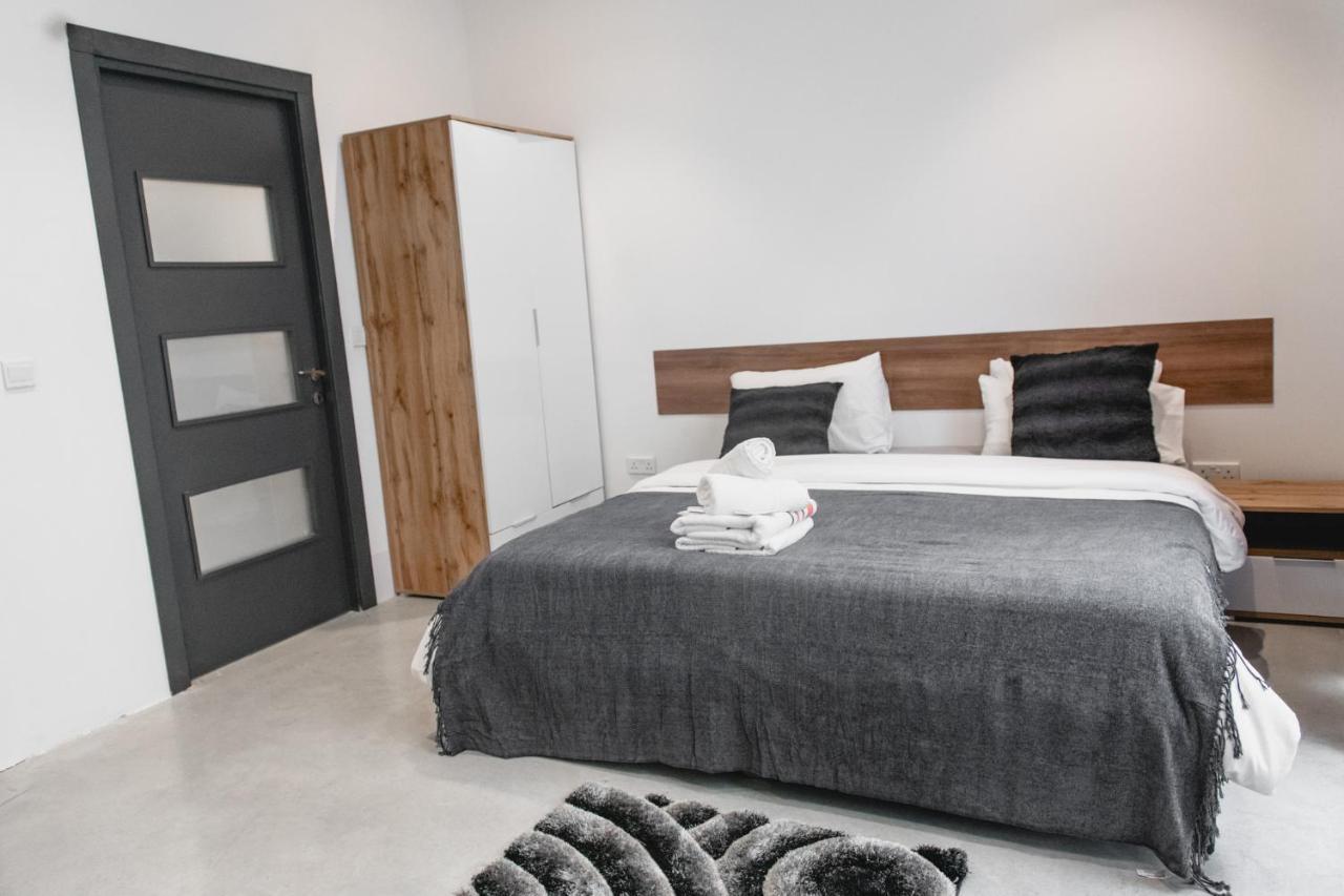 Privilege Suite Pietà Extérieur photo