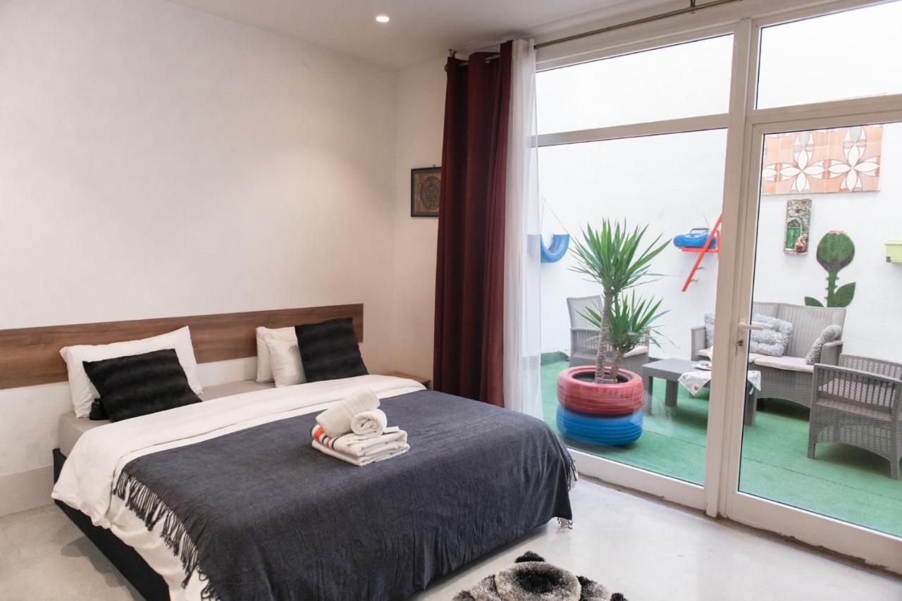 Privilege Suite Pietà Extérieur photo