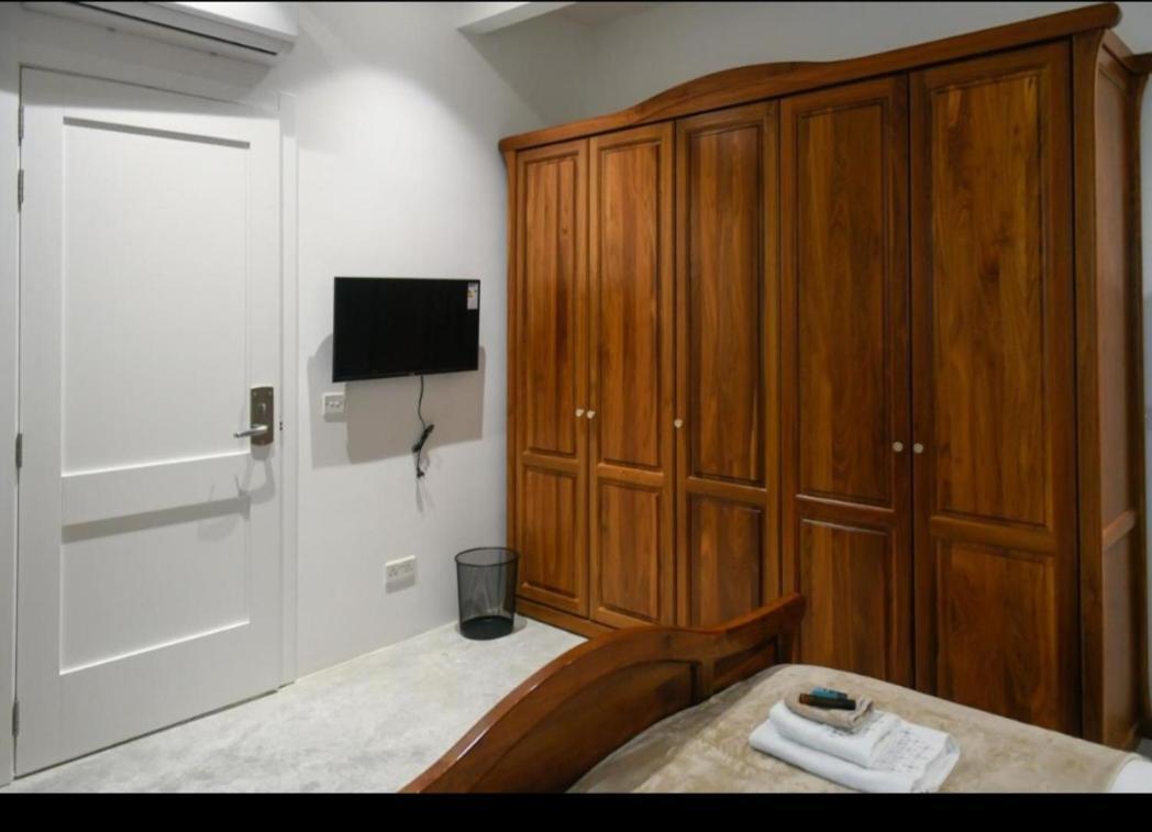 Privilege Suite Pietà Extérieur photo